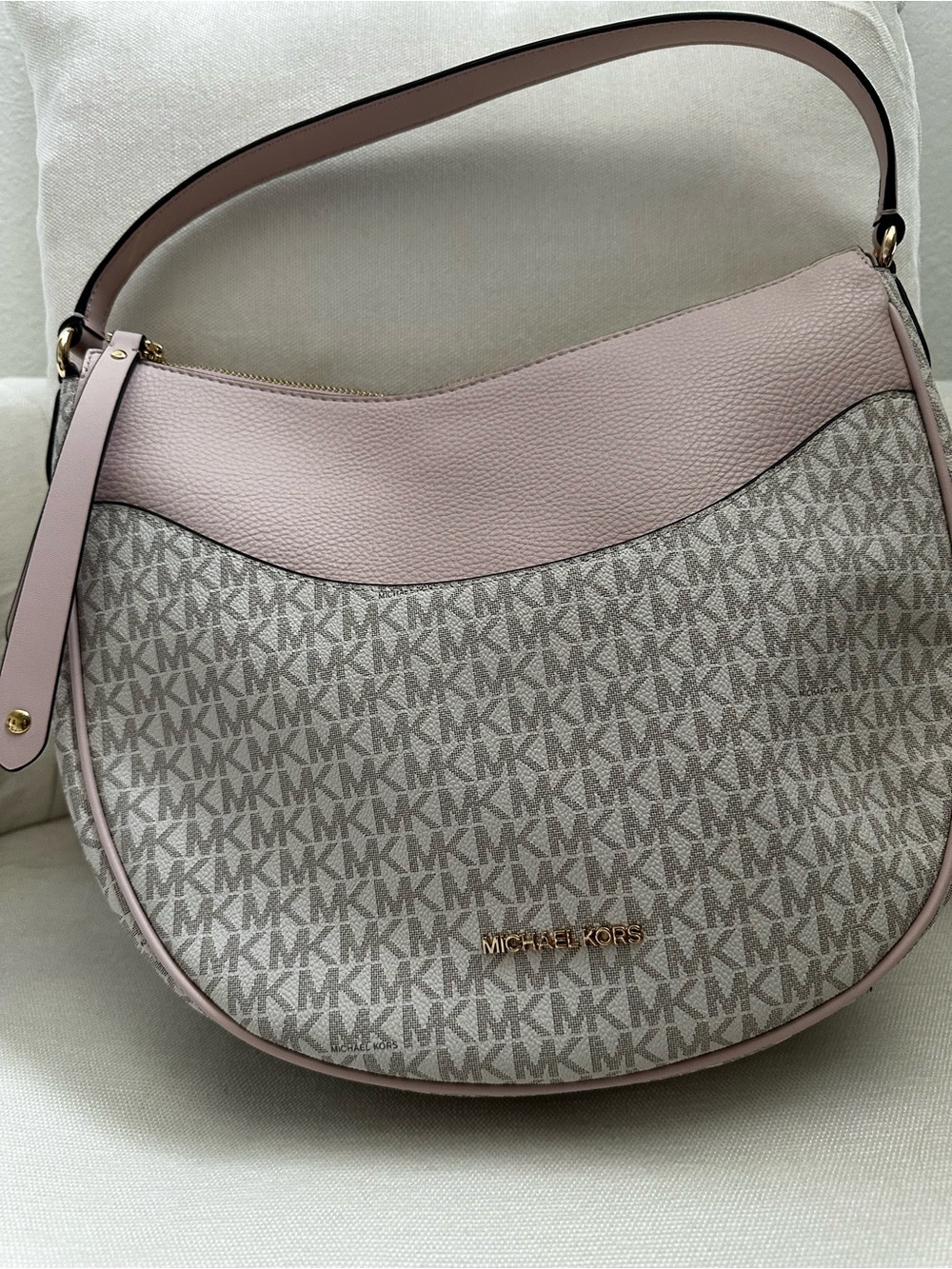 Michael Kors Light Pink Logo-Print Crescent Hobo - Picture 2 of 2